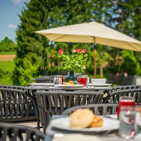 Stribor, Gorski Kotar Bed & Breakfast Severin na Kupi