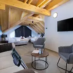 Stribor, Gorski Kotar 4* Severin na Kupi